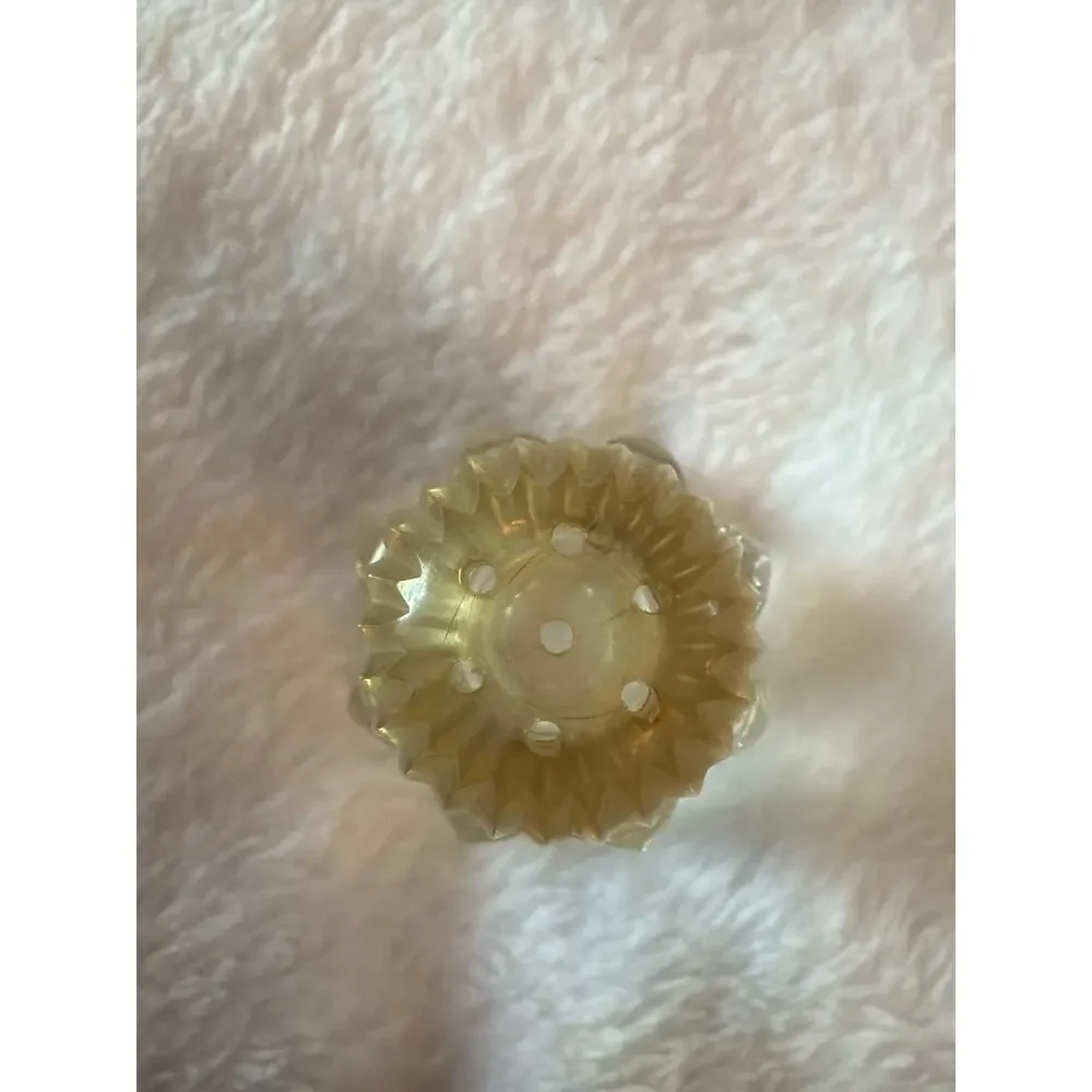 Vintage Crystal Style Glass Salt Shaker Gold Plastic Lid Starburst Base 3